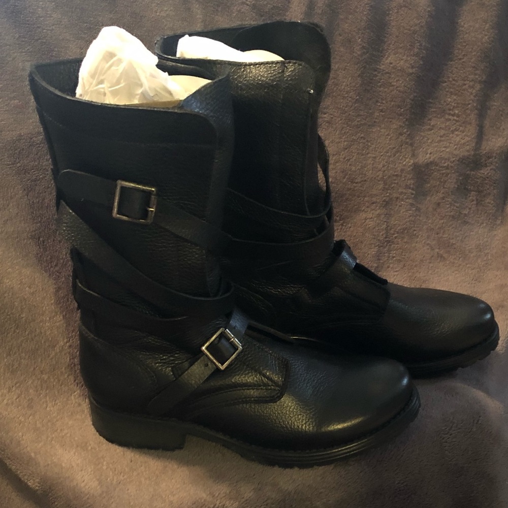 Steve Madden Banddit Boots ⭐️